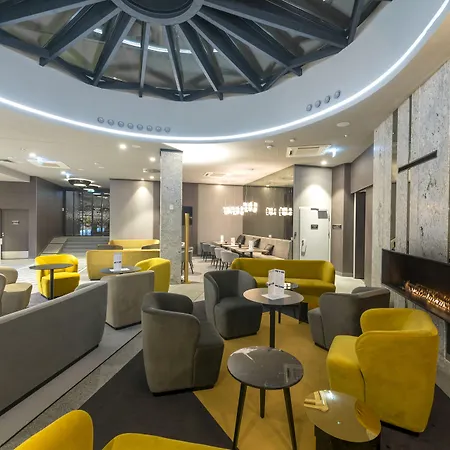 Hampton By Hilton Old Town Hotel