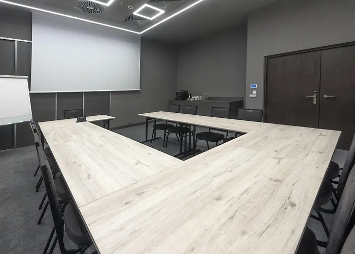 Hampton By Hilton Old Town 3* Πόζναν