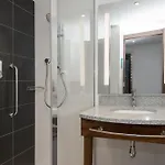 Hotel Hampton By Hilton Old Town 3*
