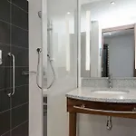 Hotel Hampton By Hilton Old Town 3*