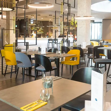 Hampton By Hilton Old Town ホテル