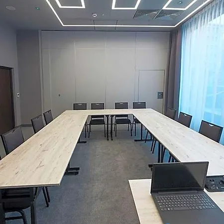 Hampton By Hilton Old Town 3*