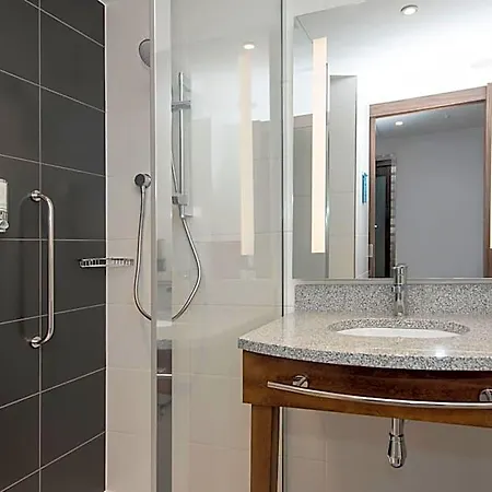 ホテル Hampton By Hilton Old Town
